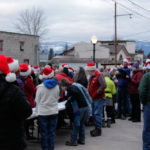 Town gathered to decorate for Christmas
