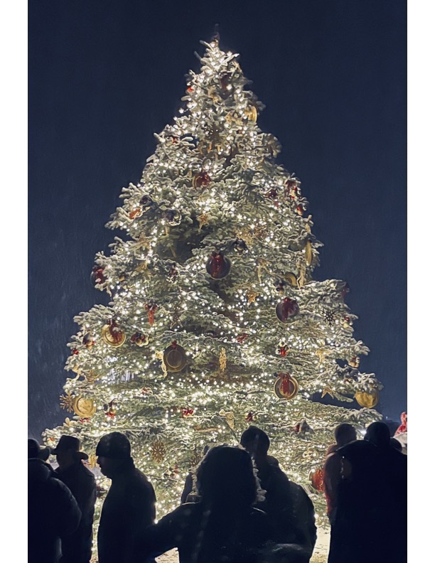 Christmas Tree Lighting at Crossroads Church Dec 6th